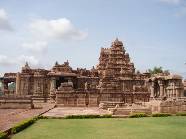 Храм Вирупакша (Virupaksha Temple)